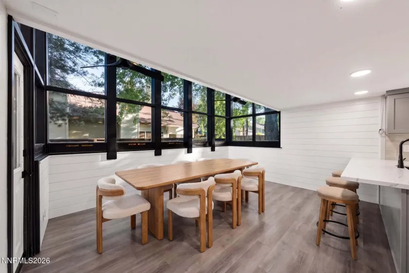 430 Angela, Reno, Nevada 89509, 3 Bedrooms Bedrooms, ,3 BathroomsBathrooms,Residential,Residential,Angela,0,260006409