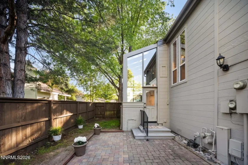 430 Angela, Reno, Nevada 89509, 3 Bedrooms Bedrooms, ,3 BathroomsBathrooms,Residential,Residential,Angela,0,260006409