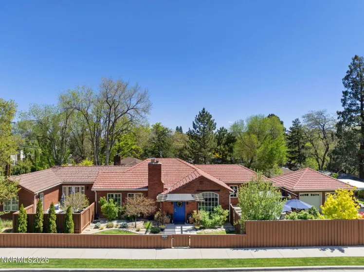 210 Bret Harte, Reno, Nevada 89509, 4 Bedrooms Bedrooms, ,3 BathroomsBathrooms,Residential,Residential,Bret Harte,0,260006420