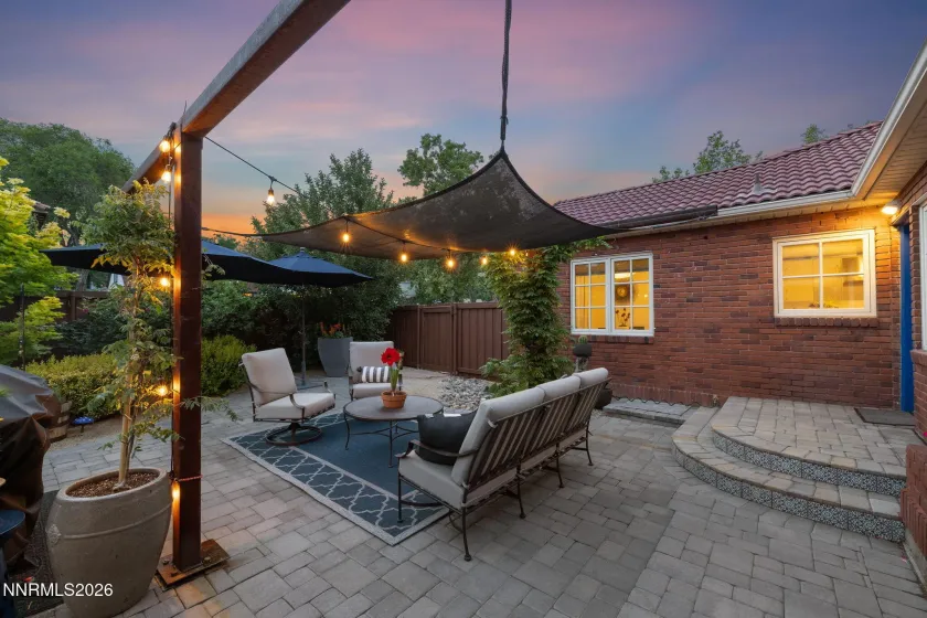 210 Bret Harte, Reno, Nevada 89509, 4 Bedrooms Bedrooms, ,3 BathroomsBathrooms,Residential,Residential,Bret Harte,0,260006420