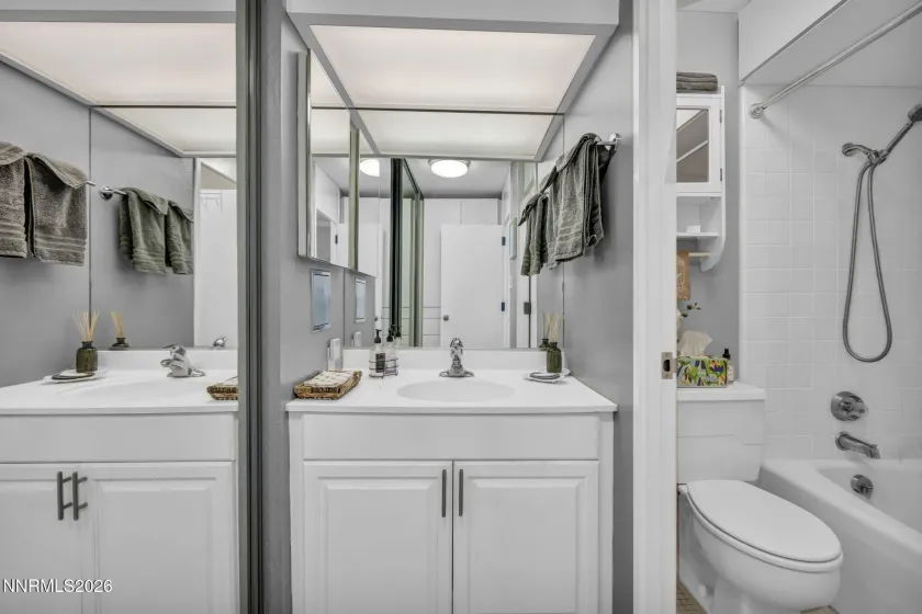 100 Arlington, Reno, Nevada 89501, ,1 BathroomBathrooms,Residential,Residential,Arlington,0,260006430