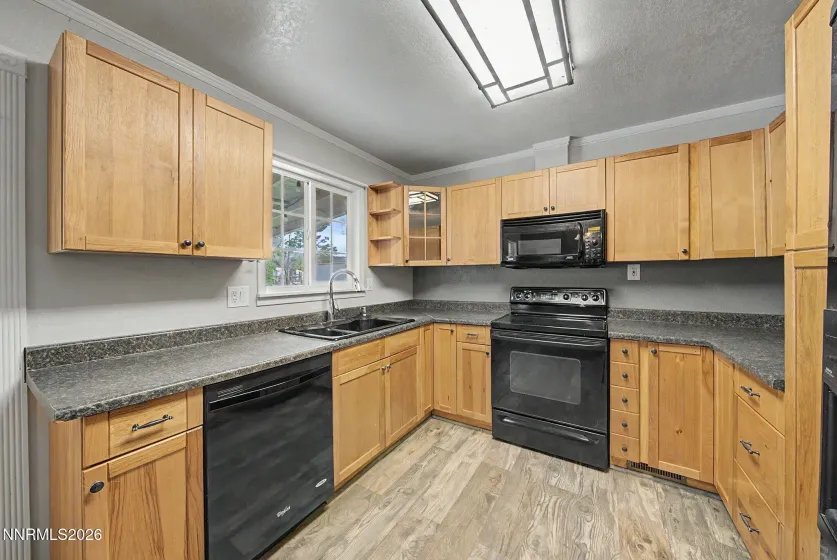 11577 Deodar, Reno, Nevada 89506, 3 Bedrooms Bedrooms, ,2 BathroomsBathrooms,Residential,Residential,Deodar,0,260006442