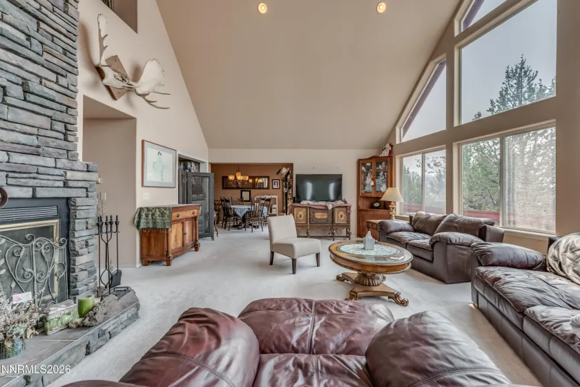 740 Quintero, Sparks, Nevada 89441, 3 Bedrooms Bedrooms, ,2 BathroomsBathrooms,Residential,Residential,Quintero,0,260006449
