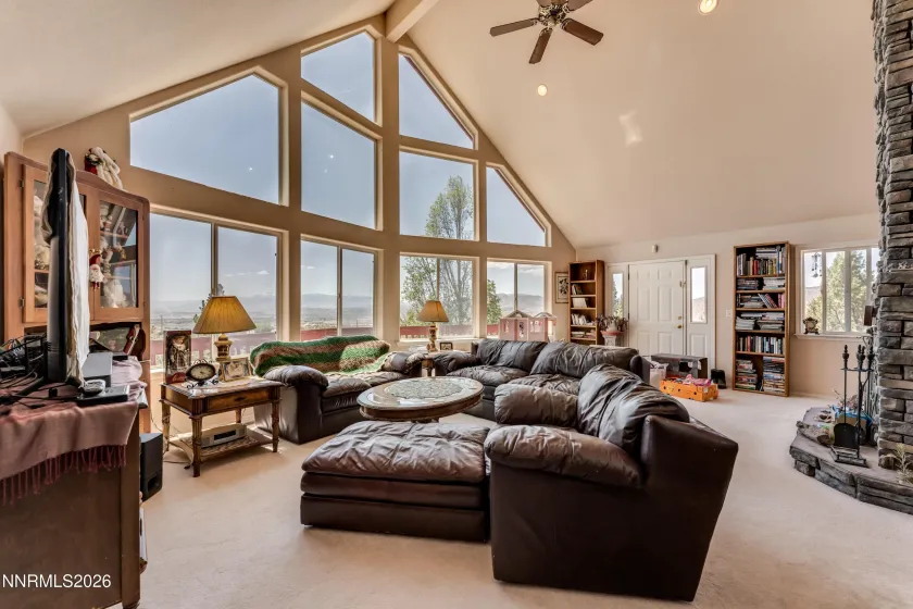 740 Quintero, Sparks, Nevada 89441, 3 Bedrooms Bedrooms, ,2 BathroomsBathrooms,Residential,Residential,Quintero,0,260006449