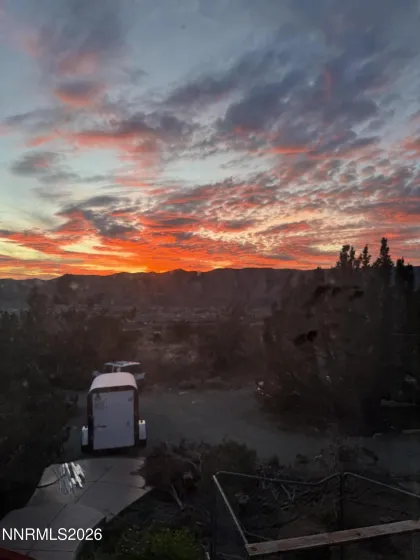 740 Quintero, Sparks, Nevada 89441, 3 Bedrooms Bedrooms, ,2 BathroomsBathrooms,Residential,Residential,Quintero,0,260006449