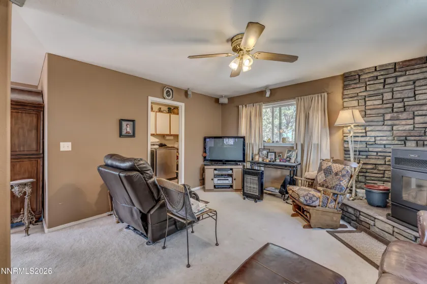 740 Quintero, Sparks, Nevada 89441, 3 Bedrooms Bedrooms, ,2 BathroomsBathrooms,Residential,Residential,Quintero,0,260006449