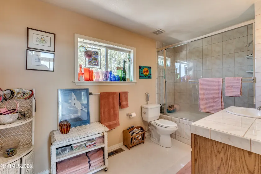 740 Quintero, Sparks, Nevada 89441, 3 Bedrooms Bedrooms, ,2 BathroomsBathrooms,Residential,Residential,Quintero,0,260006449