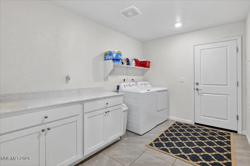 578 Pine Creek, Dayton, Nevada 89403, 4 Bedrooms Bedrooms, ,3 BathroomsBathrooms,Residential,Residential,Pine Creek,0,260006453