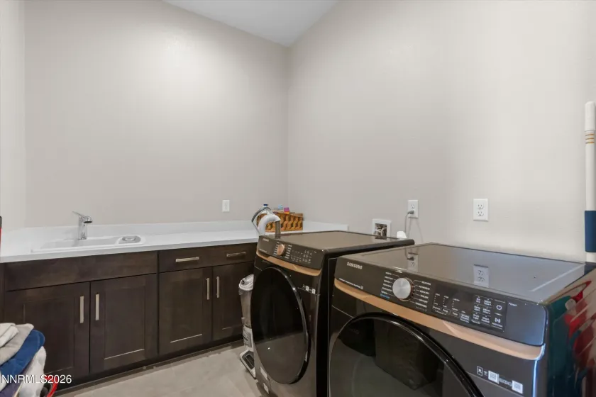 Laundry room main floor