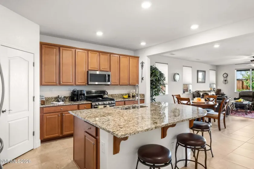 1590 Heavenly View, Reno, Nevada 89523, 3 Bedrooms Bedrooms, ,2 BathroomsBathrooms,Residential,Residential,Heavenly View,0,260006458