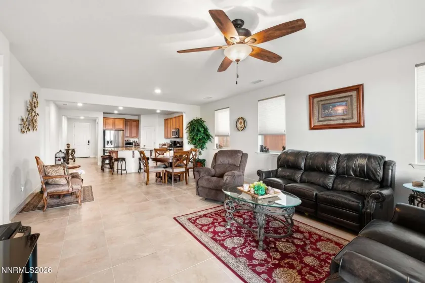 1590 Heavenly View, Reno, Nevada 89523, 3 Bedrooms Bedrooms, ,2 BathroomsBathrooms,Residential,Residential,Heavenly View,0,260006458