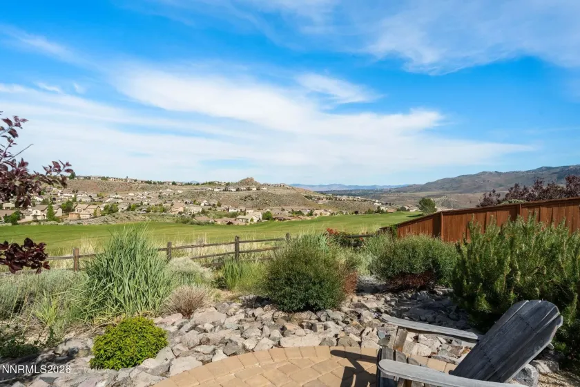 1590 Heavenly View, Reno, Nevada 89523, 3 Bedrooms Bedrooms, ,2 BathroomsBathrooms,Residential,Residential,Heavenly View,0,260006458