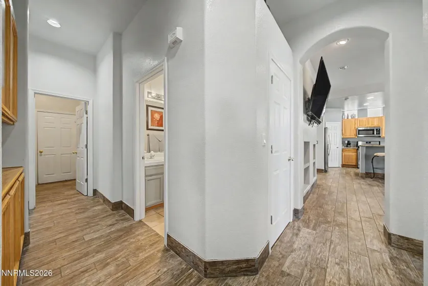 9395 Oakley, Reno, Nevada 89521, 3 Bedrooms Bedrooms, ,2 BathroomsBathrooms,Residential,Residential,Oakley,0,260006471