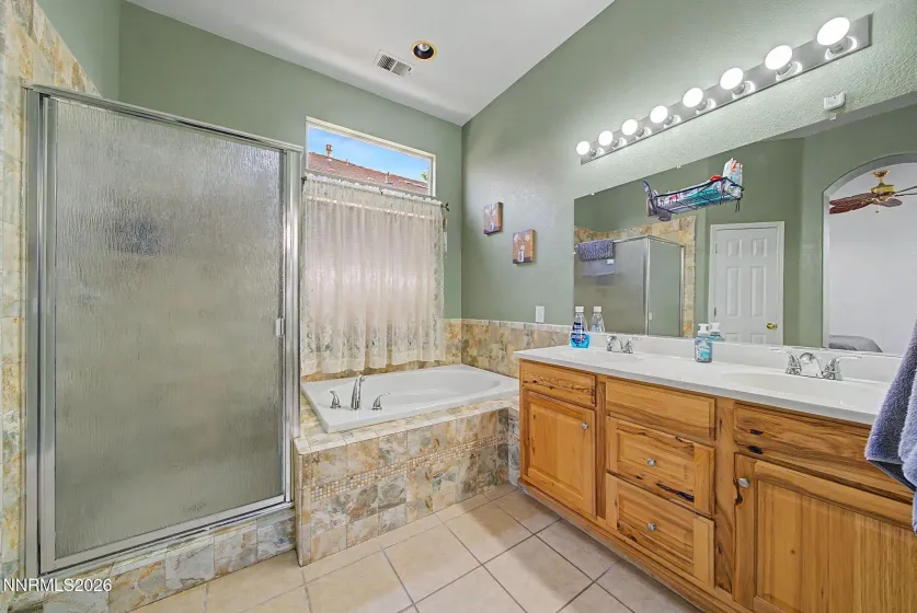9395 Oakley, Reno, Nevada 89521, 3 Bedrooms Bedrooms, ,2 BathroomsBathrooms,Residential,Residential,Oakley,0,260006471