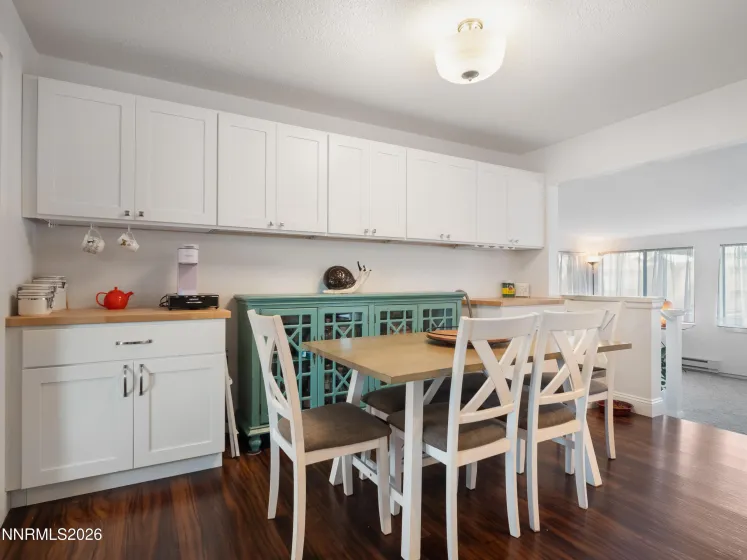 1314 Toiyabe, Gardnerville, Nevada 89410, 3 Bedrooms Bedrooms, ,2 BathroomsBathrooms,Residential,Residential,Toiyabe,0,260006479