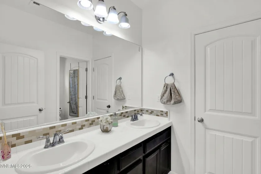 2220 Hope Valley, Reno, Nevada 89521, 4 Bedrooms Bedrooms, ,3 BathroomsBathrooms,Residential,Residential,Hope Valley,0,260006486
