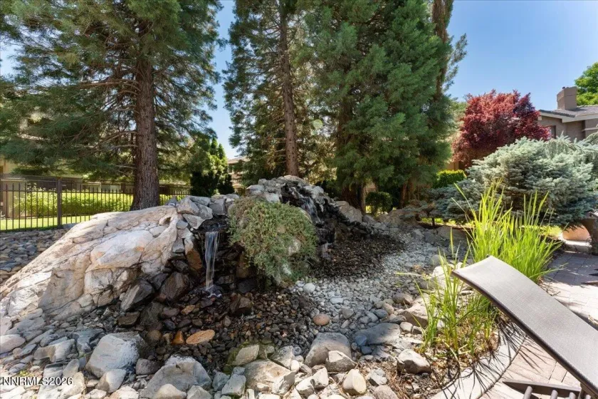 900 South Meadows, Reno, Nevada 89521, 2 Bedrooms Bedrooms, ,2 BathroomsBathrooms,Residential,Residential,South Meadows,0,260005975