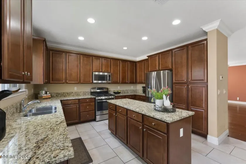 10825 Pebble Hill, Reno, Nevada 89521, 5 Bedrooms Bedrooms, ,3 BathroomsBathrooms,Residential,Residential,Pebble Hill,0,260006505