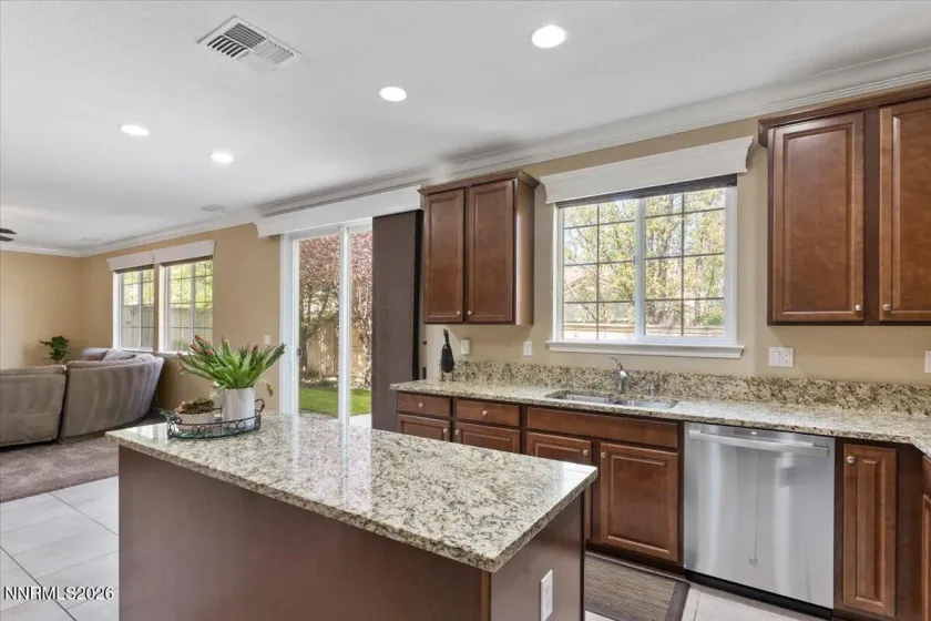 10825 Pebble Hill, Reno, Nevada 89521, 5 Bedrooms Bedrooms, ,3 BathroomsBathrooms,Residential,Residential,Pebble Hill,0,260006505
