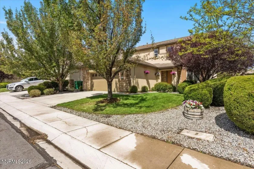 10825 Pebble Hill, Reno, Nevada 89521, 5 Bedrooms Bedrooms, ,3 BathroomsBathrooms,Residential,Residential,Pebble Hill,0,260006505