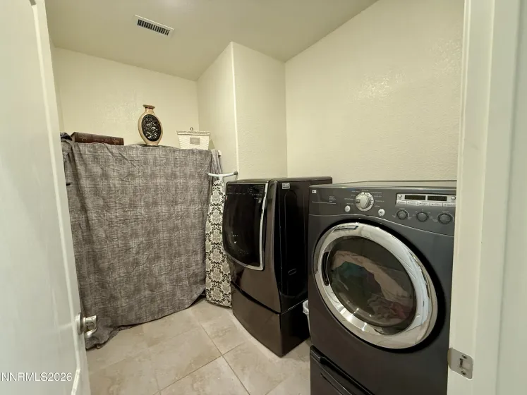 9766 Pachuca, Reno, Nevada 89521, 3 Bedrooms Bedrooms, ,3 BathroomsBathrooms,Residential,Residential,Pachuca,0,260006532