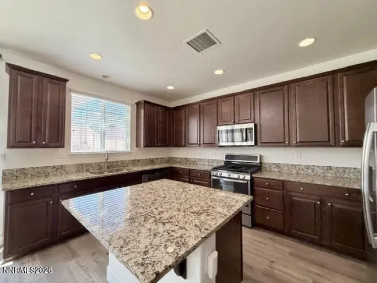 10686 Washington Park, Reno, Nevada 89521, 3 Bedrooms Bedrooms, ,3 BathroomsBathrooms,Residential,Residential,Washington Park,0,260006533