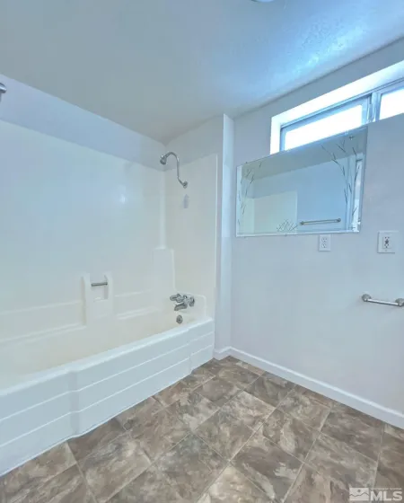 621 1/2 6th, Sparks, Nevada 89431, 1 Bedroom Bedrooms, ,1 BathroomBathrooms,Residential Lease,Manufactured,6th,0,260006541