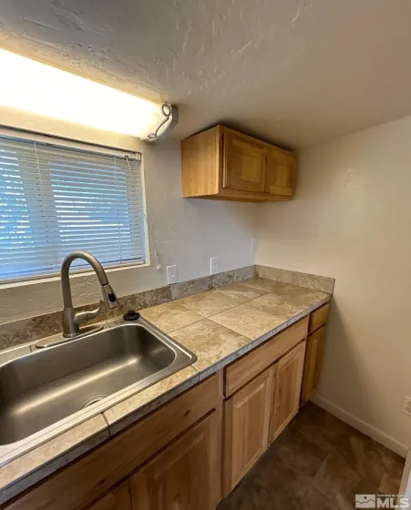 621 1/2 6th, Sparks, Nevada 89431, 1 Bedroom Bedrooms, ,1 BathroomBathrooms,Residential Lease,Manufactured,6th,0,260006541