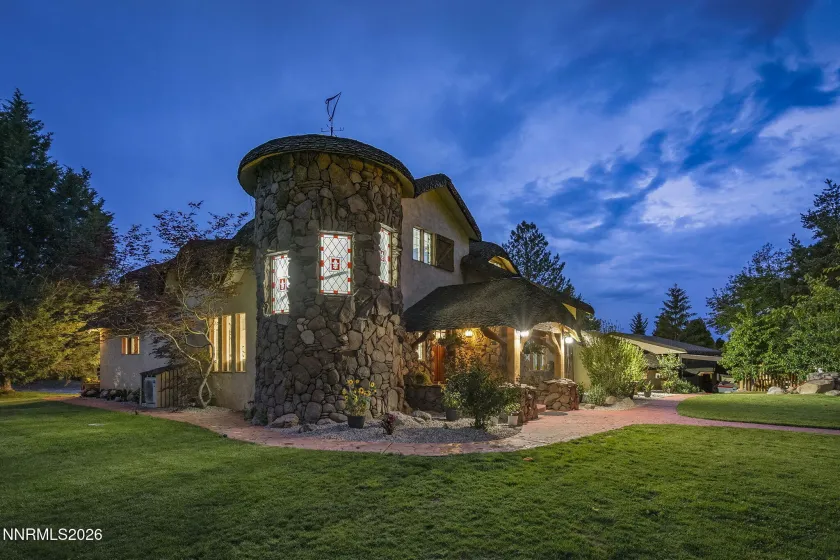 330 Sierra Manor, Reno, Nevada 89511, 4 Bedrooms Bedrooms, ,4 BathroomsBathrooms,Residential,Residential,Sierra Manor,0,260006549