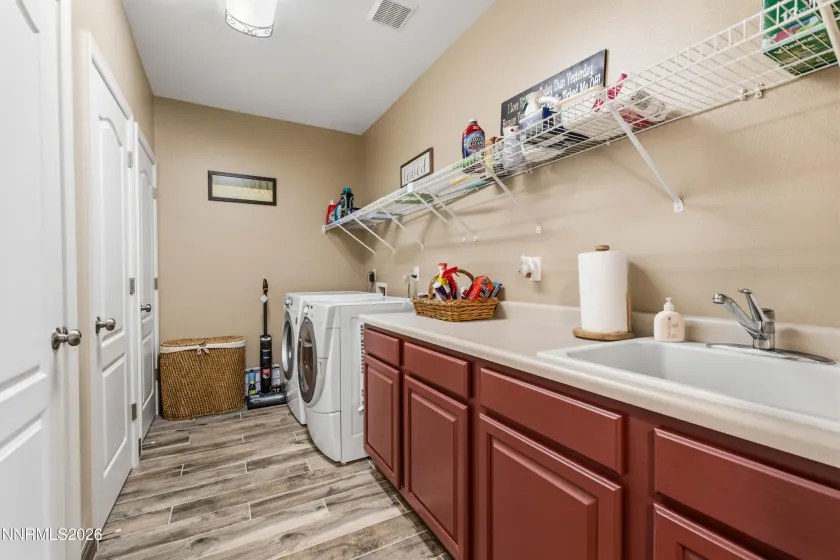 4163 Talladega, Sparks, Nevada 89436, 3 Bedrooms Bedrooms, ,3 BathroomsBathrooms,Residential,Residential,Talladega,0,260006552