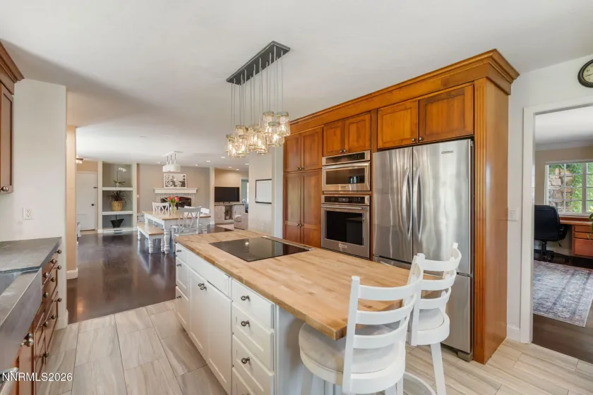 11010 Dryden, Reno, Nevada 89511, 3 Bedrooms Bedrooms, ,3 BathroomsBathrooms,Residential,Residential,Dryden,0,260006573