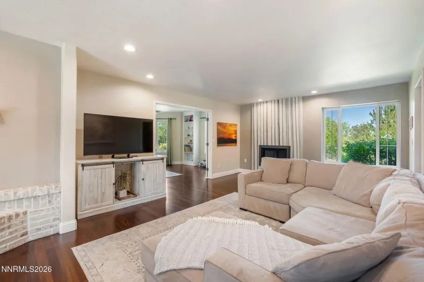 11010 Dryden, Reno, Nevada 89511, 3 Bedrooms Bedrooms, ,3 BathroomsBathrooms,Residential,Residential,Dryden,0,260006573