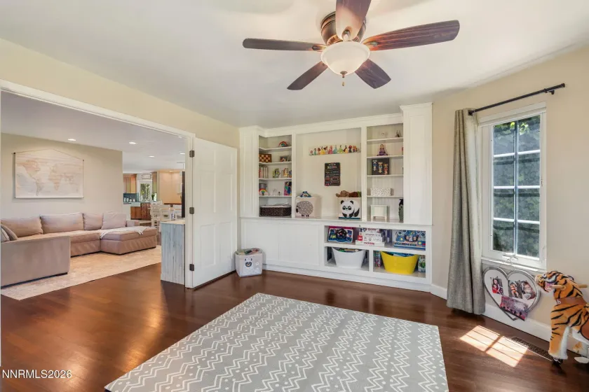 11010 Dryden, Reno, Nevada 89511, 3 Bedrooms Bedrooms, ,3 BathroomsBathrooms,Residential,Residential,Dryden,0,260006573
