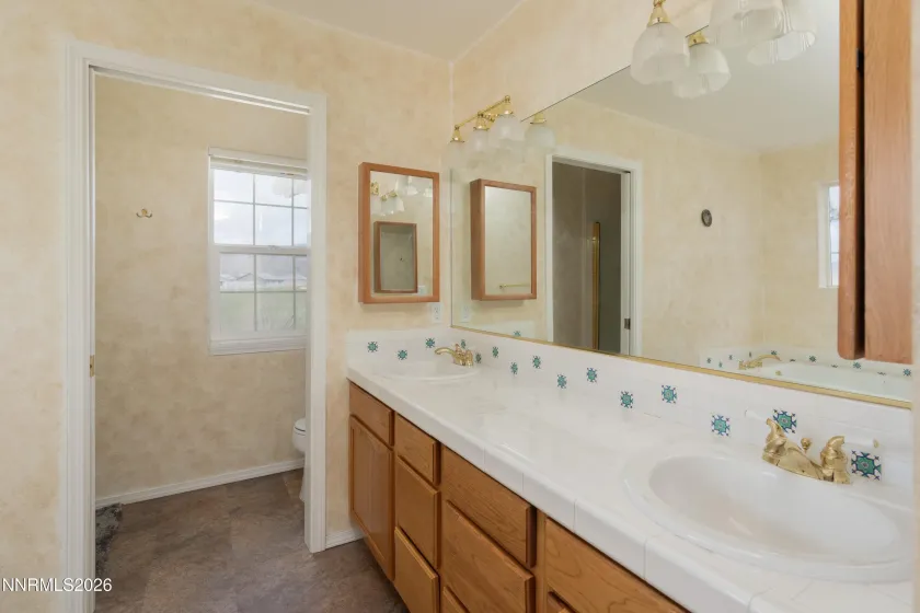 6364 Ginger Quill, Sparks, Nevada 89436, 5 Bedrooms Bedrooms, ,4 BathroomsBathrooms,Residential,Residential,Ginger Quill,0,260006582