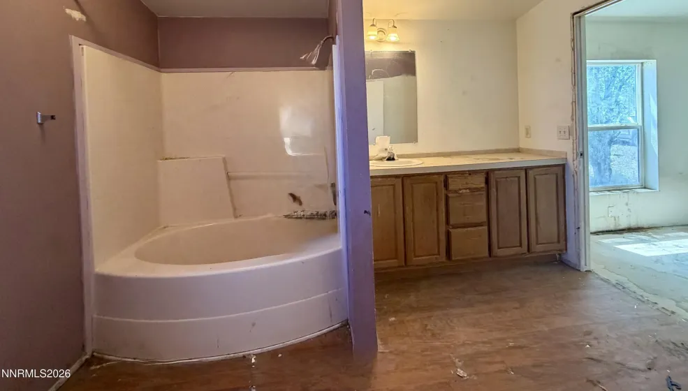 4480 Mountain View, Winnemucca, Nevada 89445, 4 Bedrooms Bedrooms, ,2 BathroomsBathrooms,Residential,Residential,Mountain View,0,260006595