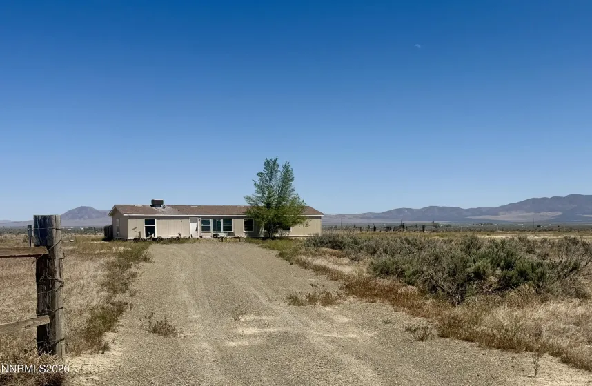 4480 Mountain View, Winnemucca, Nevada 89445, 4 Bedrooms Bedrooms, ,2 BathroomsBathrooms,Residential,Residential,Mountain View,0,260006595