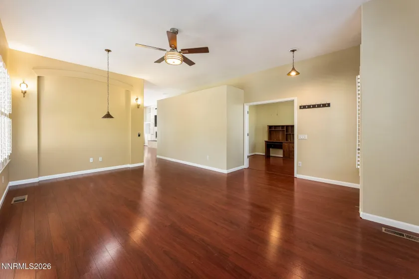 1840 Hunter Creek, Reno, Nevada 89519, 3 Bedrooms Bedrooms, ,2 BathroomsBathrooms,Residential,Residential,Hunter Creek,0,260005059