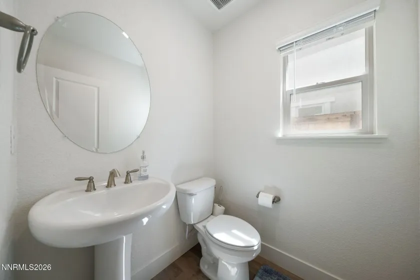 1862 Biotite, Sparks, Nevada 89436, 4 Bedrooms Bedrooms, ,3 BathroomsBathrooms,Residential,Residential,Biotite,0,260006615