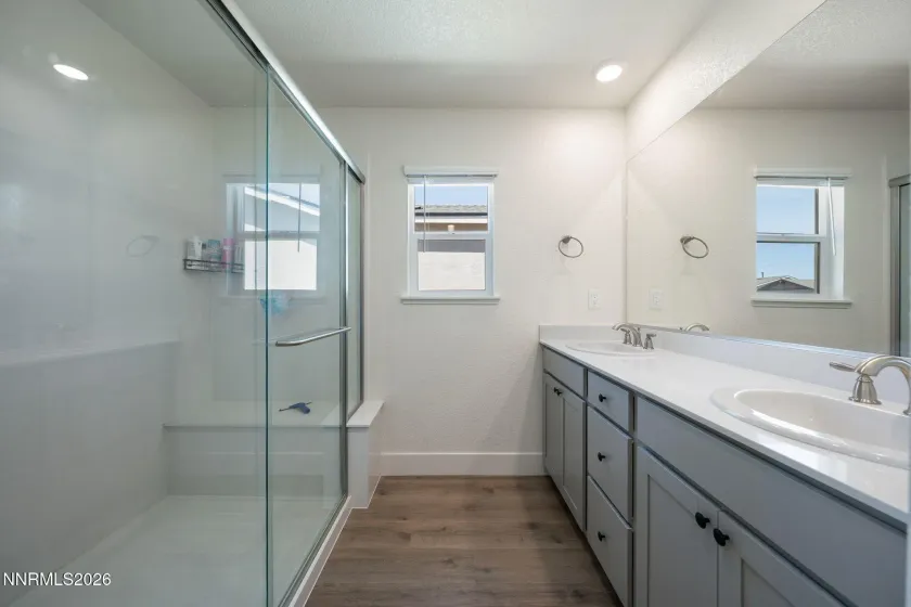 1862 Biotite, Sparks, Nevada 89436, 4 Bedrooms Bedrooms, ,3 BathroomsBathrooms,Residential,Residential,Biotite,0,260006615