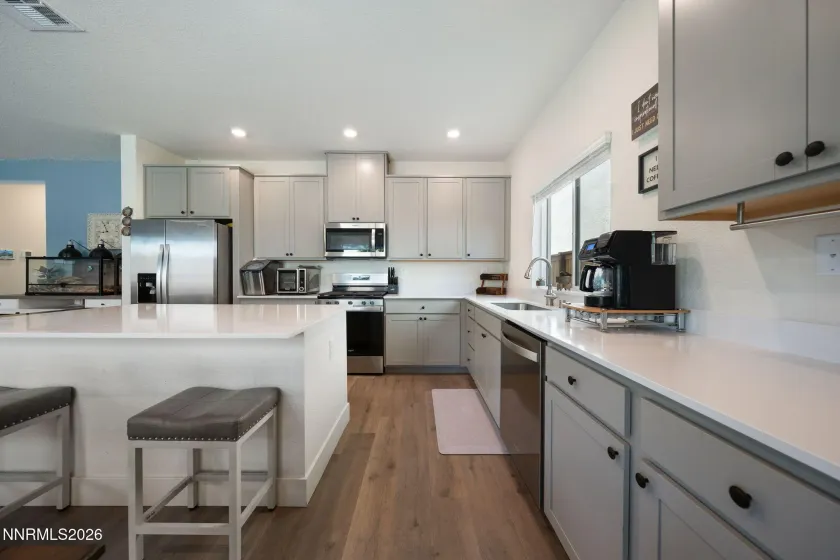 1862 Biotite, Sparks, Nevada 89436, 4 Bedrooms Bedrooms, ,3 BathroomsBathrooms,Residential,Residential,Biotite,0,260006615