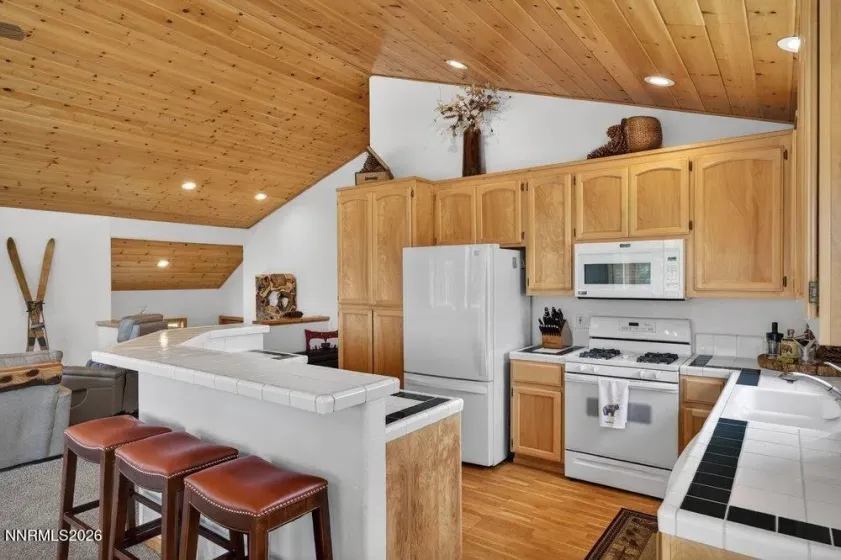 12698 Stockholm, Truckee, California 96161, 3 Bedrooms Bedrooms, ,3 BathroomsBathrooms,Residential,Residential,Stockholm,0,260006622