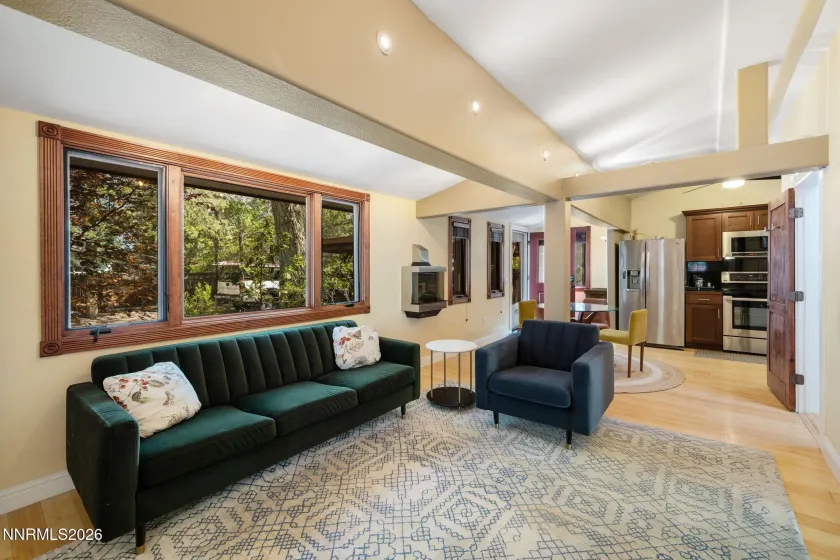 1550 Mt Rose, Reno, Nevada 89509, 1 Bedroom Bedrooms, ,1 BathroomBathrooms,Residential,Residential,Mt Rose,0,260006634