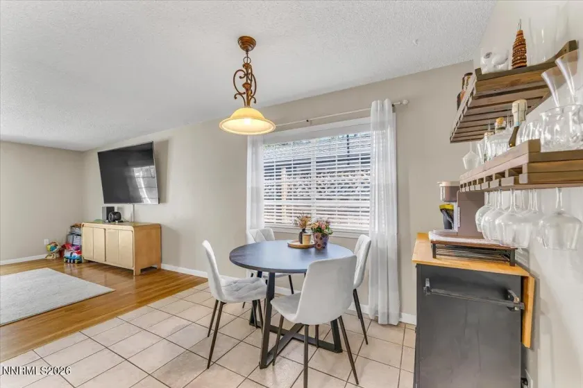 1375 Marne, Reno, Nevada 89503, 3 Bedrooms Bedrooms, ,2 BathroomsBathrooms,Residential,Residential,Marne,0,260006638