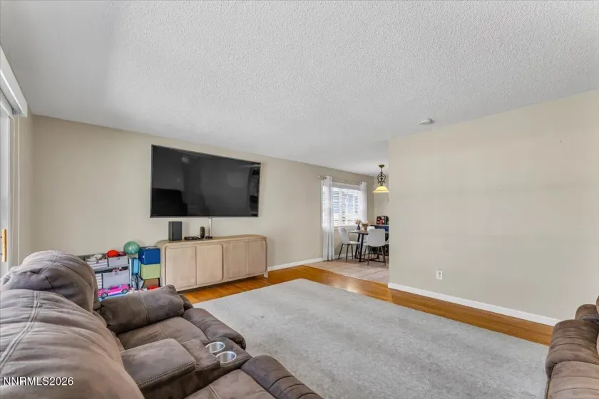 1375 Marne, Reno, Nevada 89503, 3 Bedrooms Bedrooms, ,2 BathroomsBathrooms,Residential,Residential,Marne,0,260006638