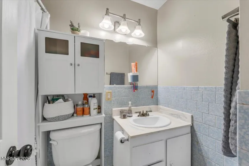 1375 Marne, Reno, Nevada 89503, 3 Bedrooms Bedrooms, ,2 BathroomsBathrooms,Residential,Residential,Marne,0,260006638