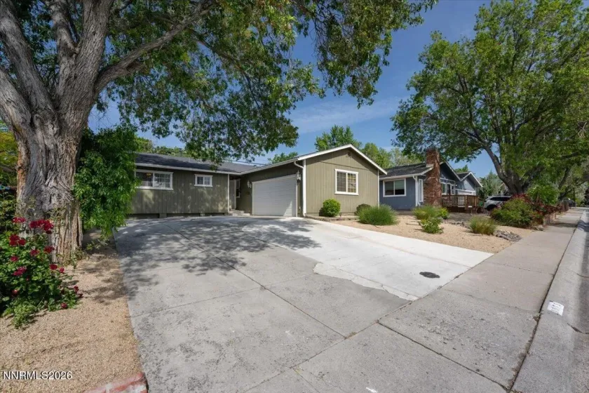 1375 Marne, Reno, Nevada 89503, 3 Bedrooms Bedrooms, ,2 BathroomsBathrooms,Residential,Residential,Marne,0,260006638