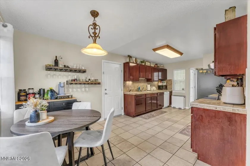 1375 Marne, Reno, Nevada 89503, 3 Bedrooms Bedrooms, ,2 BathroomsBathrooms,Residential,Residential,Marne,0,260006638