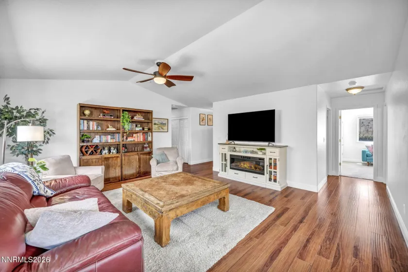 112 Walker, Gardnerville, Nevada 89410, 3 Bedrooms Bedrooms, ,2 BathroomsBathrooms,Residential,Residential,Walker,0,260006673