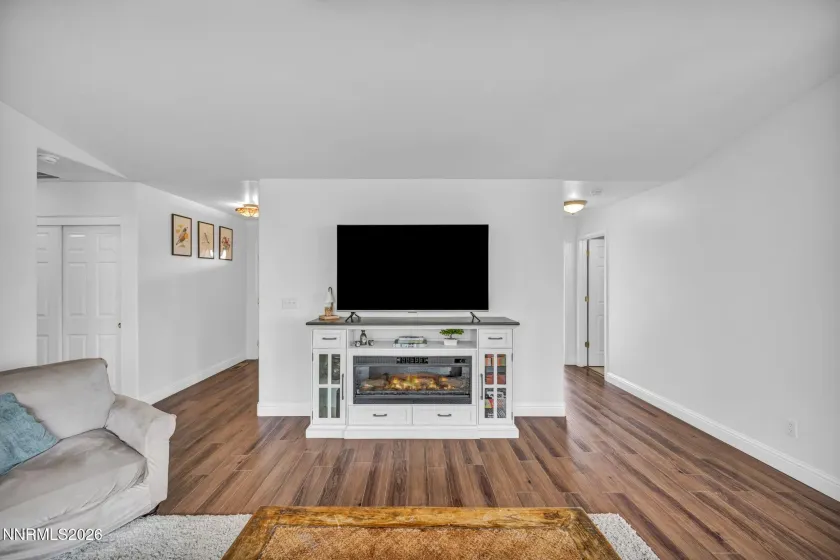 112 Walker, Gardnerville, Nevada 89410, 3 Bedrooms Bedrooms, ,2 BathroomsBathrooms,Residential,Residential,Walker,0,260006673