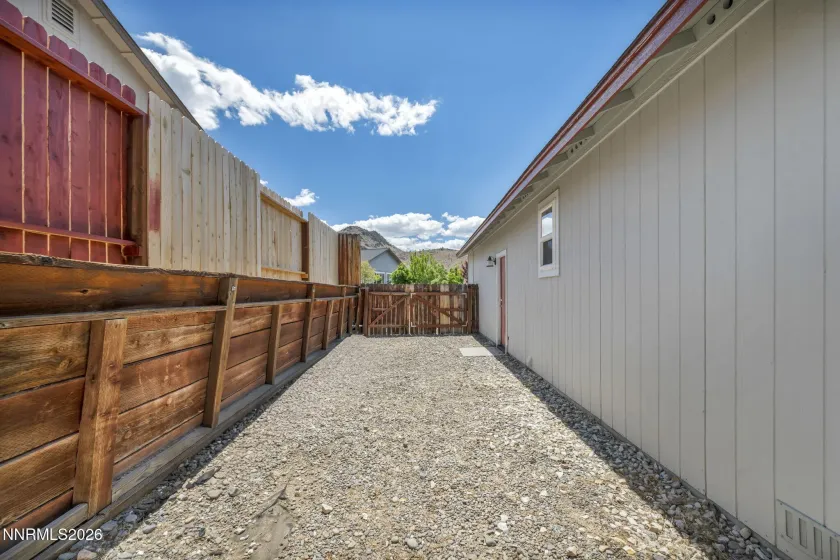 112 Walker, Gardnerville, Nevada 89410, 3 Bedrooms Bedrooms, ,2 BathroomsBathrooms,Residential,Residential,Walker,0,260006673